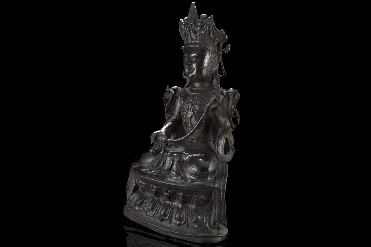 Ming Chinese bronze figure of a Guanyin Avalokiteshvara