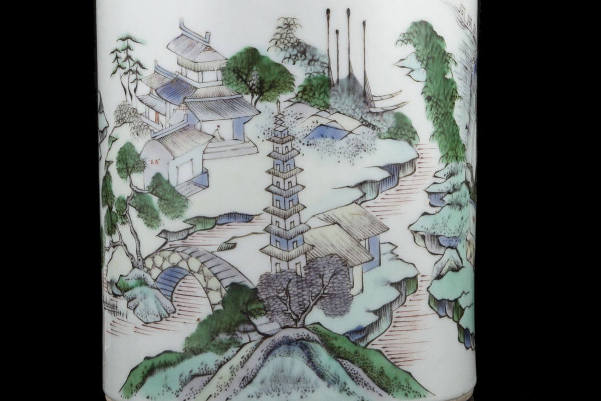 Shunzhi polychrome riverscape vase