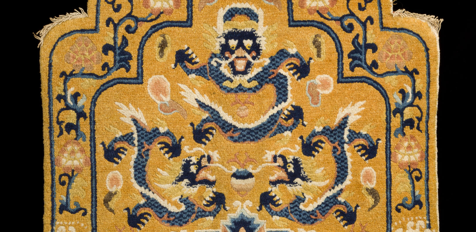 Chinese Imperial dragon throne carpet