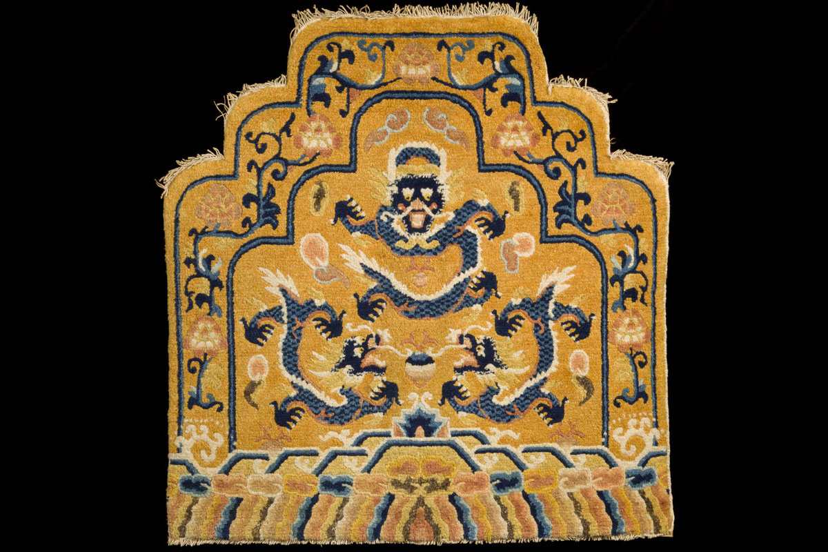 Chinese Imperial dragon throne carpet