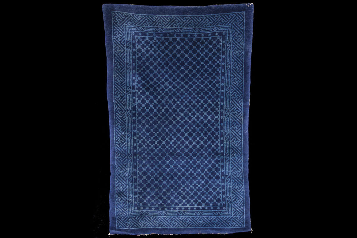 Qing turquoise key-fret decoration carpet