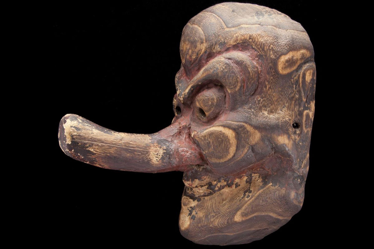 A 17th century Japanese mask of Komoha Tengo